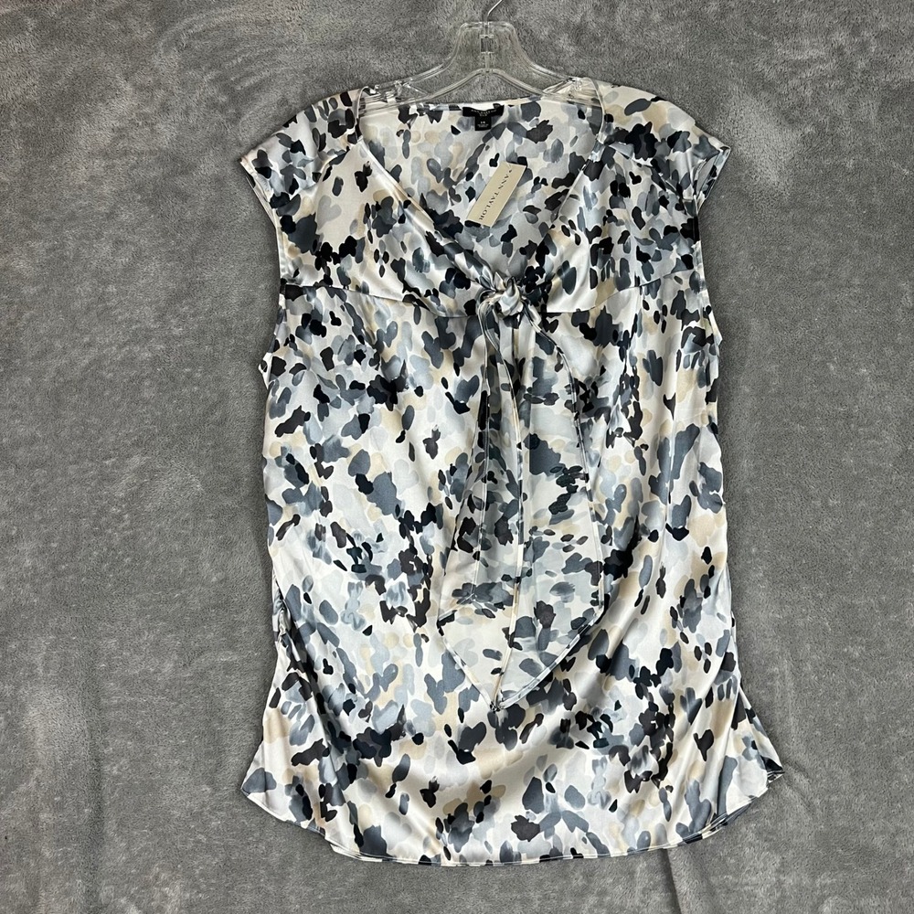 NWT Ann Taylor Sleeveless Blouse Womens 14 Silk Gray White‎ Abstract Career